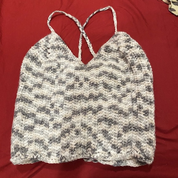 CROCHET TOP - Picture 2 of 3